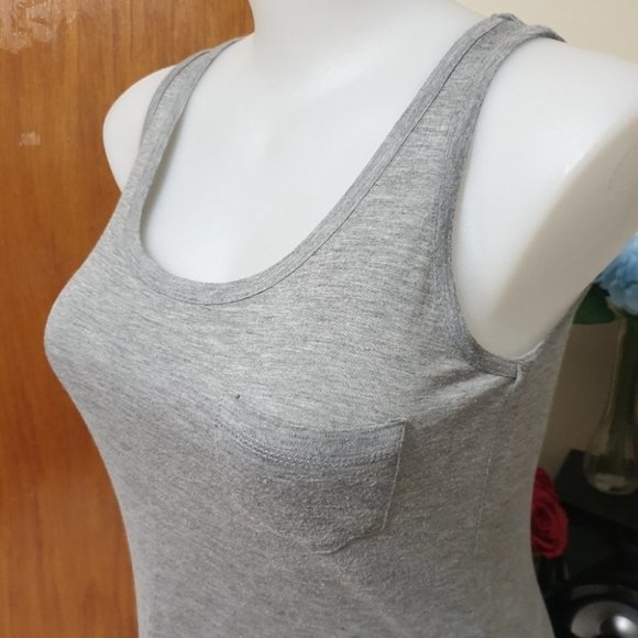 Now the weekend AU-14 Gray Sleeveless Singlet Top Tee Pre-owned - Picture 4 of 9